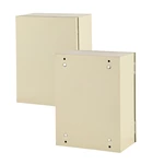 Caja metálica resistente a la intemperie con bordes sellados