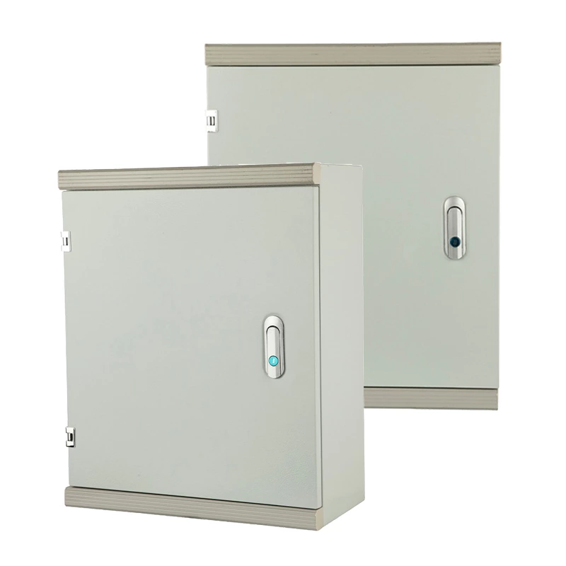 Caja eléctrica con orificios de montaje precortados