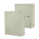 Caja eléctrica con orejetas de montaje para fijación a la pared